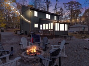 Property grounds - Lake View Retreat, Game Rm, Firepit, Lake Access (pocono lake)