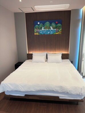 Deluxe Suite, Mountain View | In-room safe, free WiFi - HOTEL HONGSAM VILLE (Jinan)