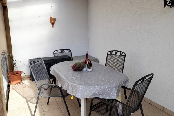 Ferienwohnung Leni (Maroldsweisach)-Balkon