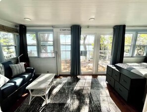 2 chambres, fer et planche à repasser, accès au Wi-Fi (inclus)