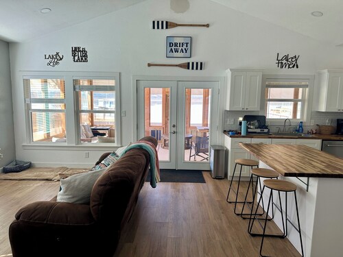 Lakefront Home with Private Beach & Dock, Great Sunsets, 7 Miles from Rocker B