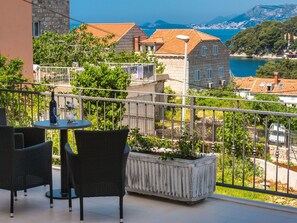 Outdoor dining - Ferienwohnungen Rilovic - Wohnung A6 by Interhome (Dubrovnik/Cavtat)