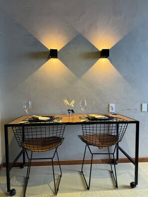 Dining - Apartment in the Salvador Carnival circuit - sea view and beautifully decorated. (Salvador)