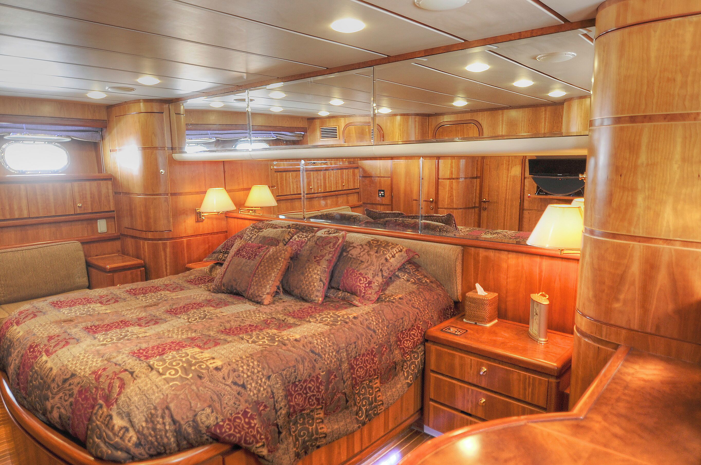 Strykejern/-brett, wi-fi og sengetøy