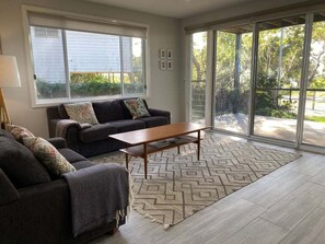 TV, fireplace - Flat Rock Beach House (Bendalong)