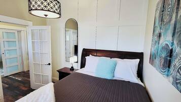 9 habitaciones, escritorio, tabla de planchar con plancha y wifi gratis