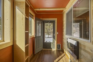 Interior - Tubing Promo! Pets Ok. Hot Tub, Deck, Covered Patio, Steps to Lake & National Forest Trails (Pagosa Springs)