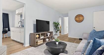 Home Suite Home: E-Minutes to Downtown & P Heights