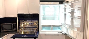 Heart of Bar Harbor | Steps to Shops & Dining