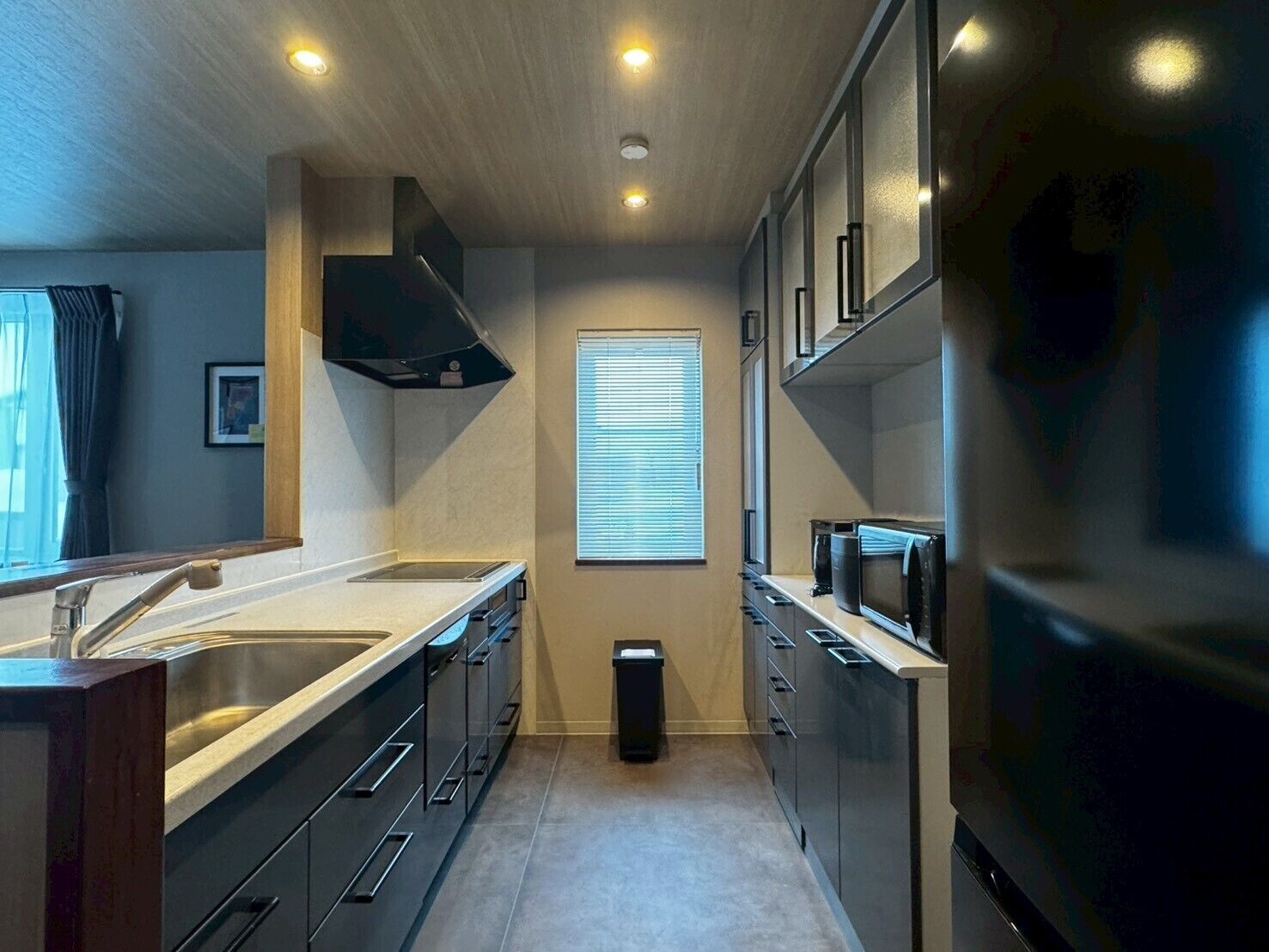 Apartment | Private kitchen | Fridge, microwave, stovetop, cookware/dishes/utensils