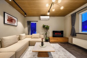 Living area - ASTAGE VILLA KAMIFURANO (Kamifurano)