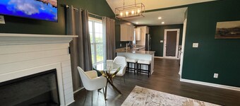 Quiet Home Away from Home Retreat in Clarksville!