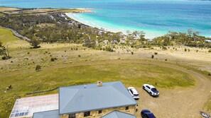 Exterior - StayAU Breathtaking Panoramic Views (Carlton River)