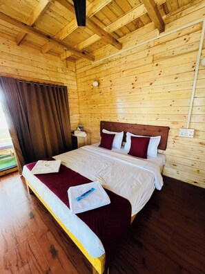 Double Room | Free WiFi - LeafyDen Forest Cottages by Nature Hill (Malvan)