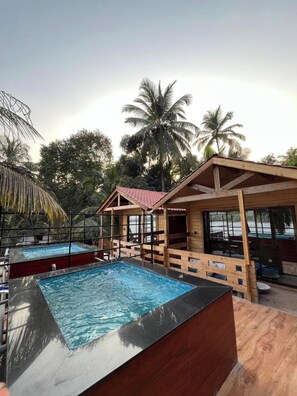 Alpine Aura(private pool) | Terraza o patio