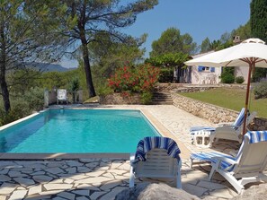 Pool - Provencal villa with private pool, wide views (Salernes)