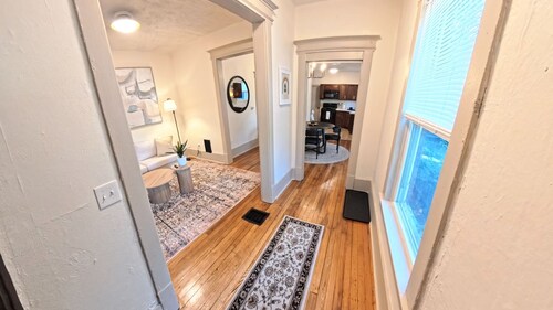 Charming Two Bedroom Fully Furnished Unit in the Historic Corn Hill District
