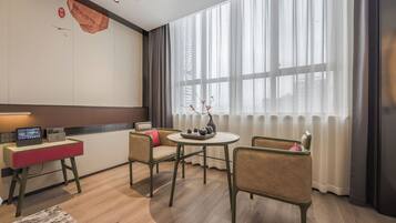 Economy Double Room, City View | Interior