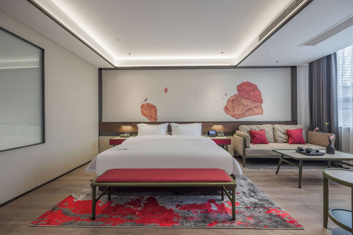 Comfort Double Room, City View