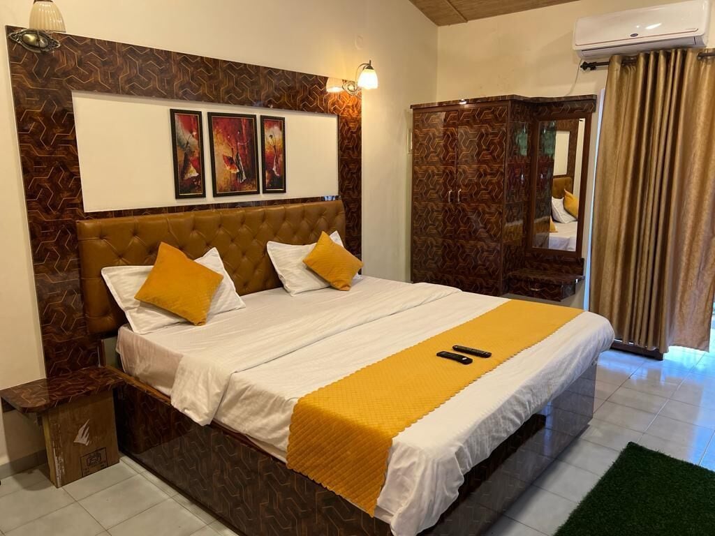 Standard-Studio | Schreibtisch, kostenloses WLAN