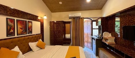 Estudio estándar | Escritorio y wifi gratis