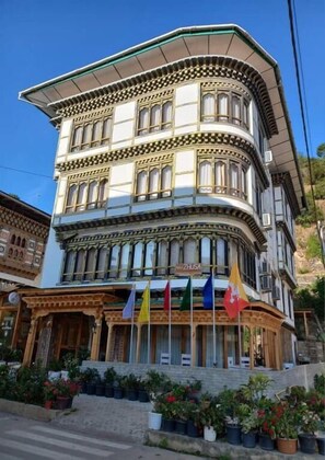 Exterior - Hotel Zhusa (Khuruthang)