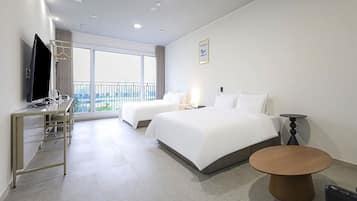 Habitación Premier con 2 camas individuales, vista al río | Escritorio, espacio para trabajar con laptop y wifi gratis