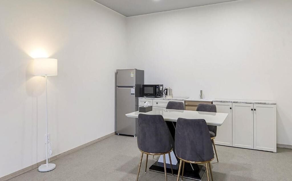 Deluxe-Zweibettzimmer, Flussblick | Speisen