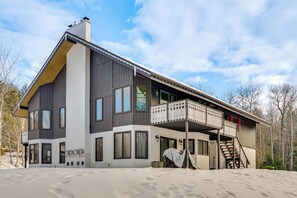 Exterior - Bartlett Mountain Condo Near Hikes & Waterfalls (Bartlett)