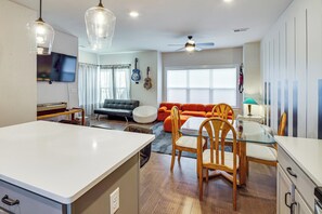Interior - 6 Mi to Broadway: Nashville Townhome w/ Balcony! (Nashville)