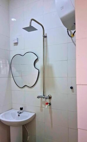 Habitació doble | Bany | Tovalloles, sabó, xampú i paper higiènic 