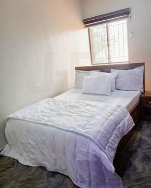 Double Room | Desk, laptop workspace, free WiFi - J-D Suites (Ozuoba)
