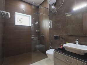 빌라, 발코니, 정원 전망 | 욕실