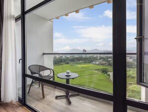 Interior - RAY TOUR (Zhaoqing)