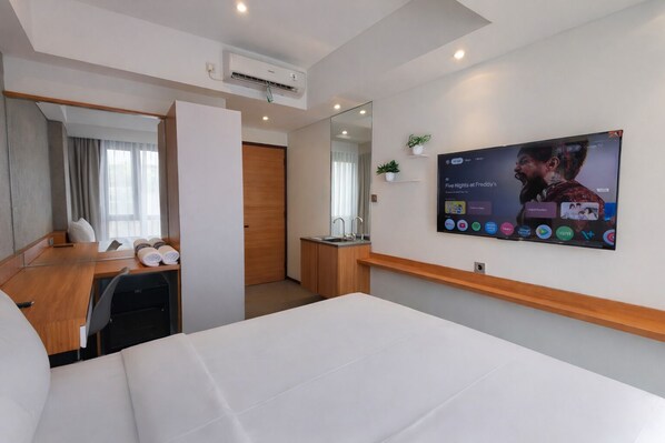 Deluxe Double Room | Free WiFi - The Orchid by FLAT06 (Jakarta)