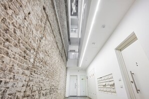 Interior - Montefiore 1BR Apartment with AC in vibrant Tel Aviv-Yafo (Tel Aviv-Yafo)