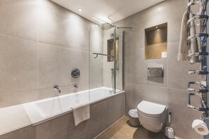 Hair dryer - Modern Baker Street Flat with Patio (London)