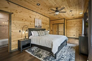 Decoración personalizada, muebles diferentes y escritorio 