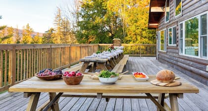 Near Hiking + Downtown! Sleeps 36 • Pool, Spa, Bar + Games | Cozy Peaks Lodge