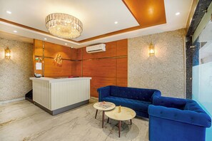 Reception - Hotel Highway Greens Near VR Punjab Mall Airport Road Mohali Chandigarh (Mohali)
