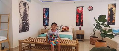 Tabla de planchar con plancha, Internet, ropa de cama