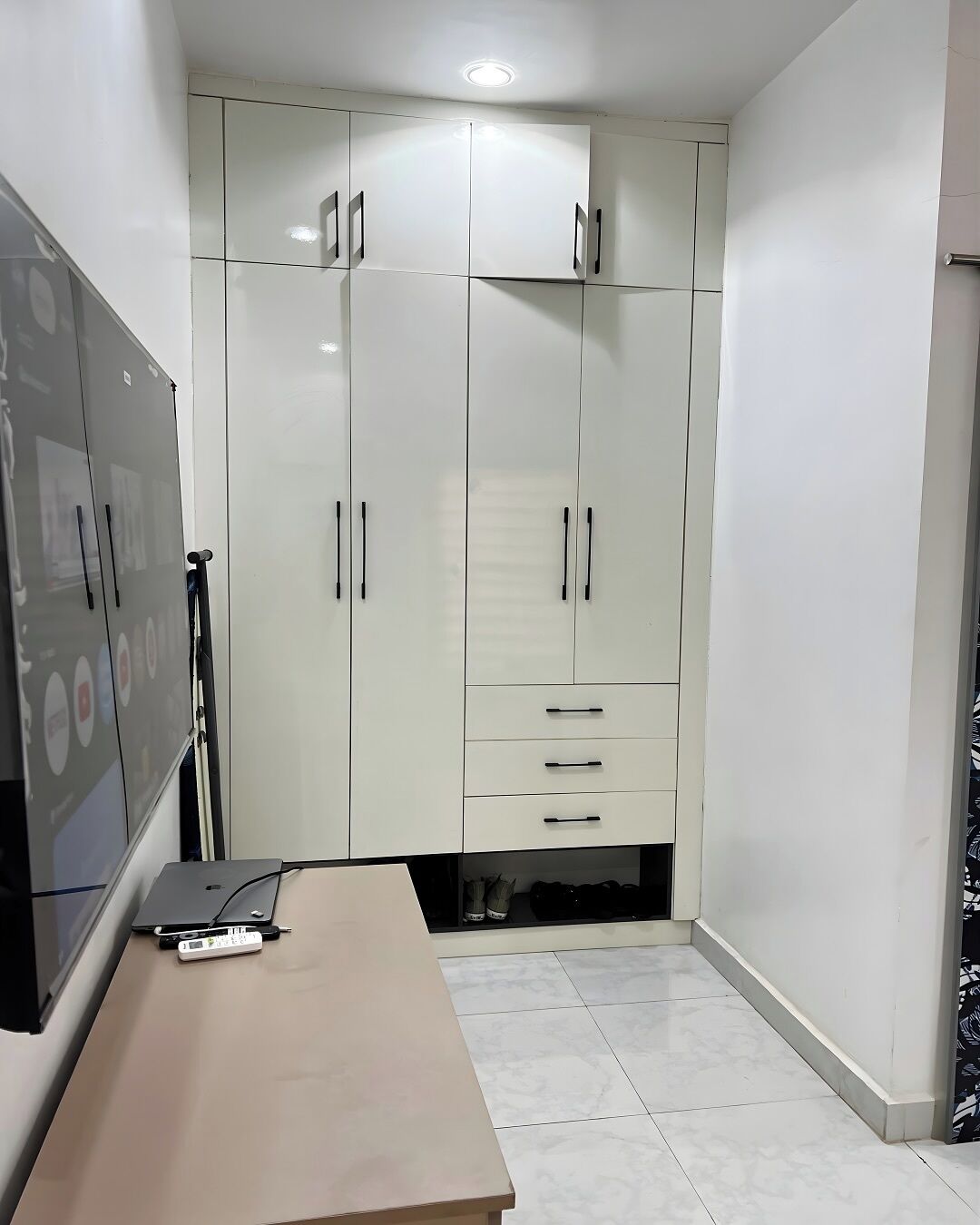 Apartemen Standar, pemandangan pantai | Interior