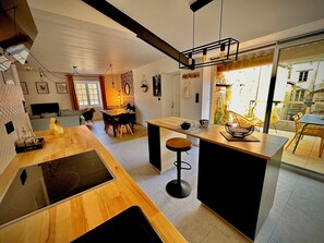 Dining - Gîte Le Petit Cardinal (Richelieu)