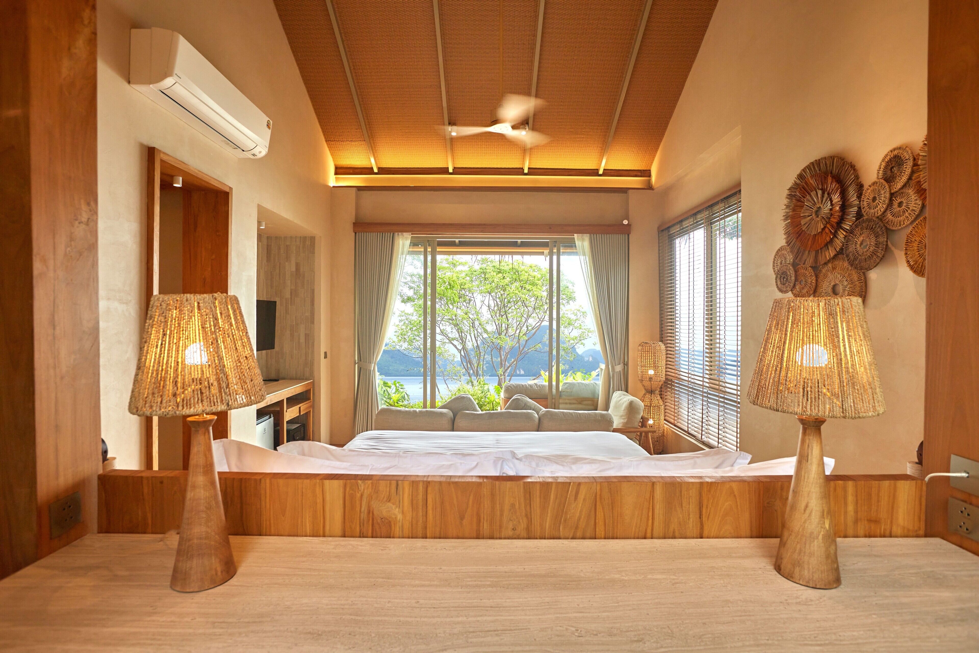 Ocean Front Pool Villa