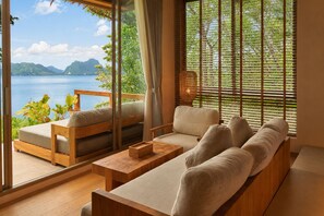 Ocean Front Pool Villa | Premium bedding, in-room safe, laptop workspace, free WiFi - Amber Yao Noi (Ko Yao)