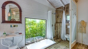 Shower, hair dryer, towels - Villa Menta 2 by Villas Guide (Bajcici)