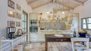 Fridge, microwave, oven, dishwasher - Villa Menta 2 by Villas Guide (Bajcici)