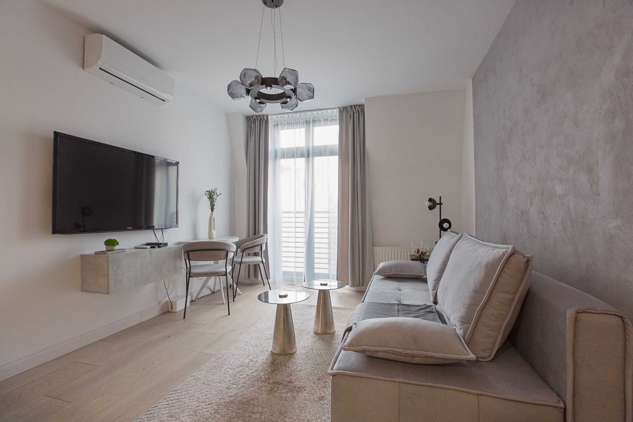 智能電視、書籍