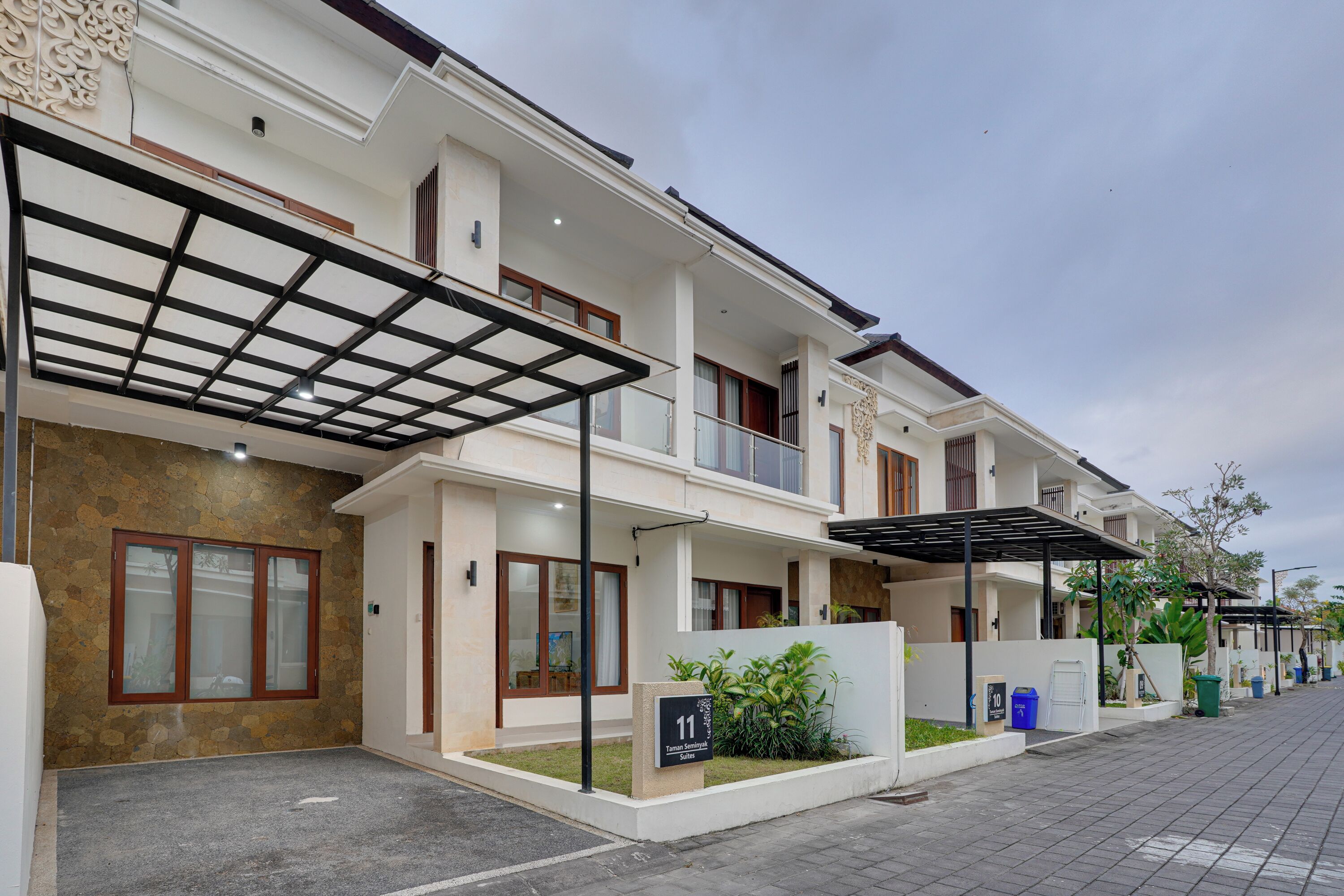 Villa, balkon, uitzicht op zwembad | Exterieur