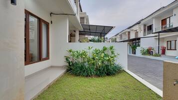 Villa, Balcony, Pool View | Exterior detail